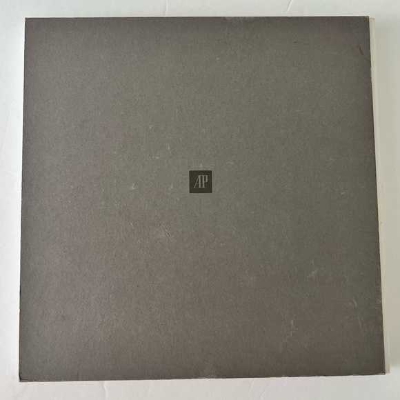 Audemars Piguet Royal Oak Offshore 25th Anniversary book rare future of first - Picture 3 of 17